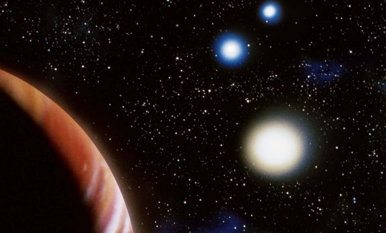 سیارات فراخورشیدی: اولین نشانه های گردش سیاره به طور همزمان در سه ستاره