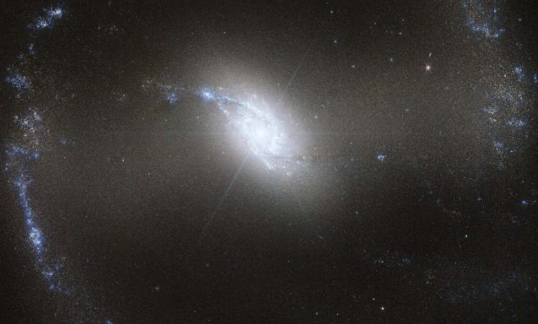JWST یک کهکشان درخشان پر از ستاره‌زایی شدید را ثبت کرد