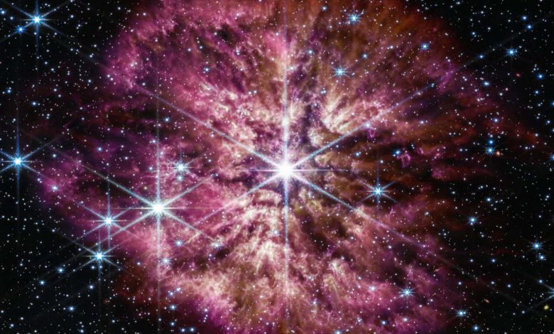 JWST تصویری خیره کننده از ستاره ای گرفته است که در شرف تبدیل شدن به یک ابرنواختر است
